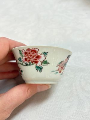 A Chinese famille rose 'roosters' covered teapot and two cups and saucers, Yongzheng — photo 27