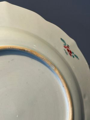 A Chinese famille rose 'roosters' plate, Yongzheng/Qianlong — 照片 11