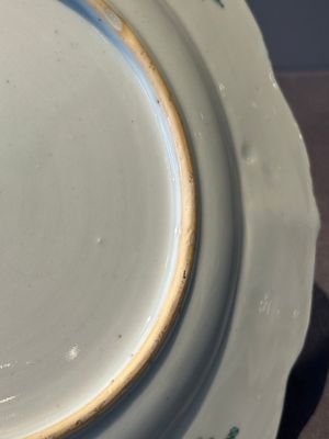 A Chinese famille rose 'roosters' plate, Yongzheng/Qianlong — 照片 10