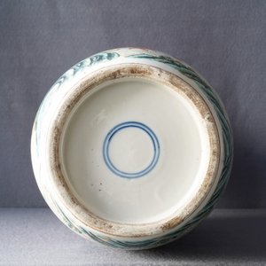 A Chinese famille rose rouleau vase, 19th C. — photo 10