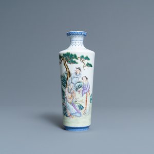 A Chinese famille rose rouleau vase, Qianlong mark, Republic — photo 1