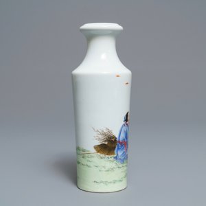 A Chinese famille rose rouleau vase with fishermen, Qianlong mark, Republic, 20th C. — photo 4