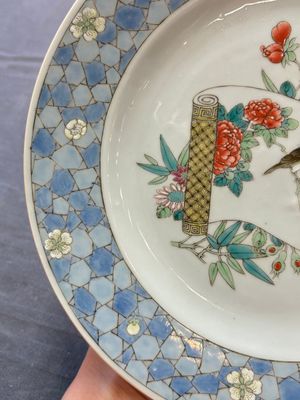 A Chinese famille rose ruby-back plate with a bird on a blossoming branch, Yongzheng — photo 3