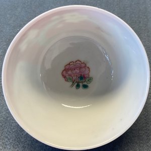 A Chinese famille rose ruby-ground cup and saucer, Yongzheng — photo 18