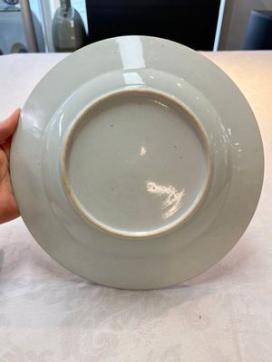 A Chinese famille rose ruby-ground 'rooster' dish, Yongzheng — photo 3