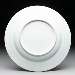 A Chinese famille rose ruby-ground 'rooster' dish, Yongzheng — photo 2