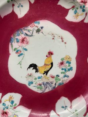 A Chinese famille rose ruby-ground 'rooster' dish, Yongzheng — photo 2