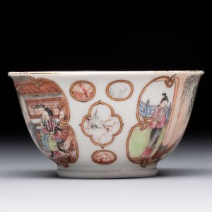 A Chinese famille rose 'San Niang Jiao Zi 三娘教子' cup, Qianlong — 照片 2