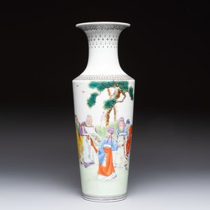 A Chinese famille rose 'Sanxing' vase, Qianlong mark, 20th C. — photo 2