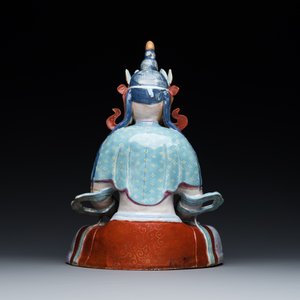 A Chinese famille rose sculpture of Buddha Amitayus on a stand, 19/20th C. — photo 5