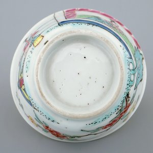 A Chinese famille rose semi-eggshell cup and saucer "The Romance of the Western Chamber", Yongzheng, 1723-1735 — photo 5