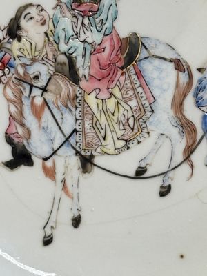 A Chinese famille rose semi-eggshell plate with a lady on horseback and attendants, Yongzheng — photo 3