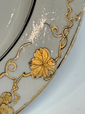 A Chinese famille rose semi-eggshell plate with a lady on horseback and attendants, Yongzheng — photo 8
