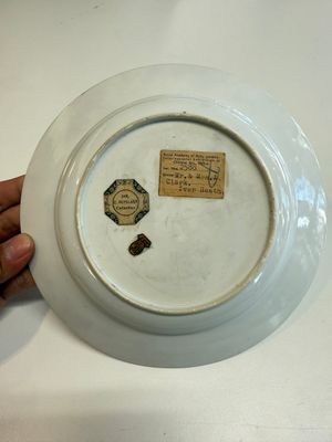 A Chinese famille rose semi-eggshell plate with a lady on horseback and attendants, Yongzheng — photo 10