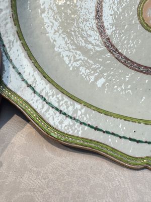 A Chinese famille rose serving dish, a covered tureen and stand with the arms of Peter van Hemert for the Danish market, Qianlong, ca. 1780 — photo 18