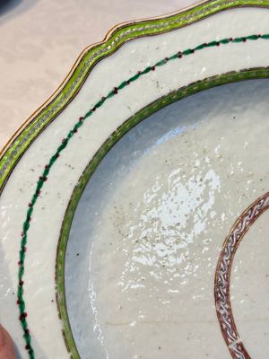 A Chinese famille rose serving dish, a covered tureen and stand with the arms of Peter van Hemert for the Danish market, Qianlong, ca. 1780 — photo 19