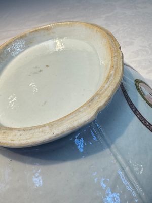A Chinese famille rose serving dish, a covered tureen and stand with the arms of Peter van Hemert for the Danish market, Qianlong, ca. 1780 — photo 65