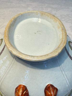 A Chinese famille rose serving dish, a covered tureen and stand with the arms of Peter van Hemert for the Danish market, Qianlong, ca. 1780 — photo 68