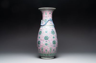 A Chinese famille rose 'shou and chilong' vase, 19th C.