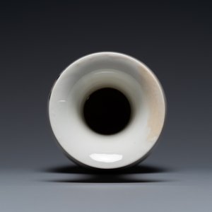 A Chinese famille rose 'Shou Lao' vase, Hongxian mark, 20th C. — photo 6