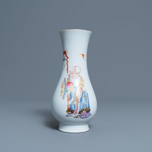 A Chinese famille rose 'Shou Lao' vase, Qianlong mark, Republic — photo 1