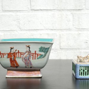 A Chinese famille rose square bowl and reticulated box, 19/20th C. — photo 9