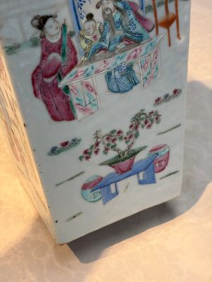 A Chinese famille rose square vase with narrative design, 19th C. — photo 11