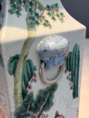 A Chinese famille rose square vase with narrative design, 19th C. — photo 6