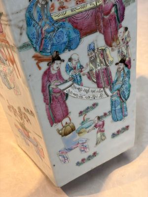 A Chinese famille rose square vase with narrative design, 19th C. — photo 9