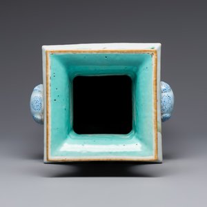 A Chinese famille rose square vase with narrative design, 19th C. — photo 6