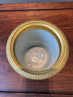 A Chinese famille rose 'Tao Yuanming 陶淵明' brush pot with gilt bronze mounts, Yongzheng — photo 5