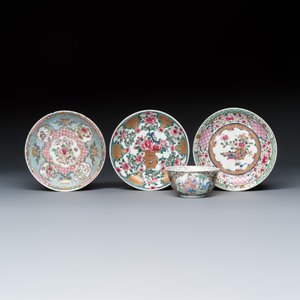 A Chinese famille rose tea bowl with figural design and three saucers with floral design — 照片 1