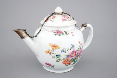 A Chinese famille rose teapot and cover, 18th C.