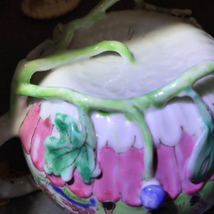 A Chinese famille rose teapot and cover with applied decoration of flowers and vines, Yongzheng — photo 15