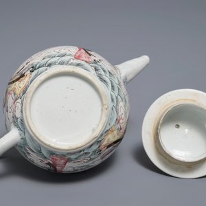A Chinese famille rose teapot and cover with the immortal Lan Cai He, Yongzheng — photo 6