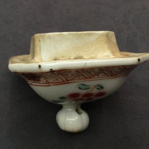 A Chinese famille rose teapot and cover, Yongzheng/Qianlong — 照片 10