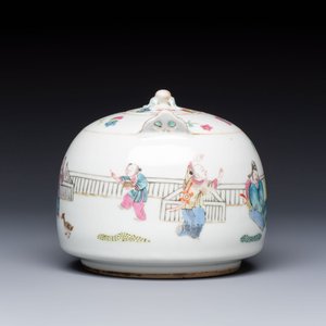 A Chinese famille rose teapot and two covered boxes, various marks, Republic — photo 3