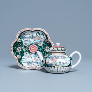 A Chinese famille rose teapot on stand with fishermen in their boats, Yongzheng — photo 1