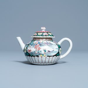 A Chinese famille rose teapot on stand with fishermen in their boats, Yongzheng — photo 5