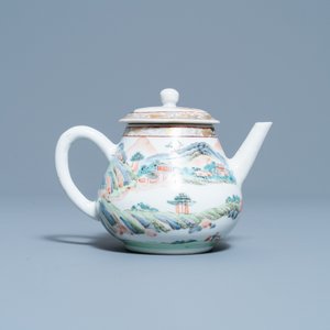A Chinese famille rose teapot with a fine mountainous landscape, Yongzheng — 照片 4