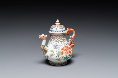 A Chinese famille rose teapot with dragon spout, Yongzheng/Qianlong
