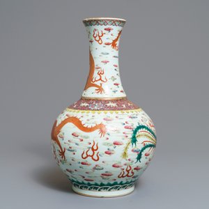 A Chinese famille rose tianqiu ping 'dragon and phoenix' vase, Guangxu — 照片 3