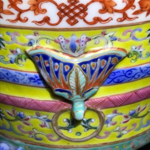 A Chinese famille rose tripod censer, Daoguang mark and of the period — 照片 22