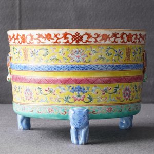 A Chinese famille rose tripod censer, Daoguang mark and of the period — 照片 10