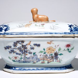 A Chinese famille rose tureen on stand, Qianlong — 照片 6