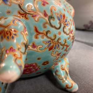 A Chinese famille rose turquoise-ground censer and cover, Republic — 照片 21