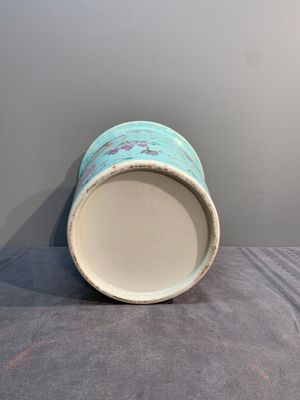 A Chinese famille rose turquoise-ground Da Ya Zhai-style jardinière, 19th C. — photo 6