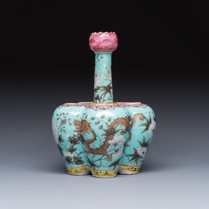 A Chinese famille rose turquoise-ground Dayazhai-style 'Dragons' vase — 照片 2