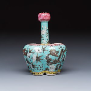 A Chinese famille rose turquoise-ground Dayazhai-style 'Dragons' vase — 照片 3