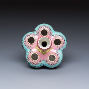 A Chinese famille rose turquoise-ground Dayazhai-style 'Dragons' vase — 照片 6
